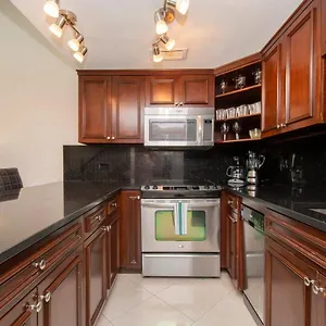 Living At Island Pine Blaw Apartment